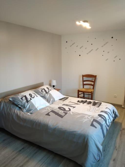 Appartement Sur la Colline à Sousceyrac Extérieur photo